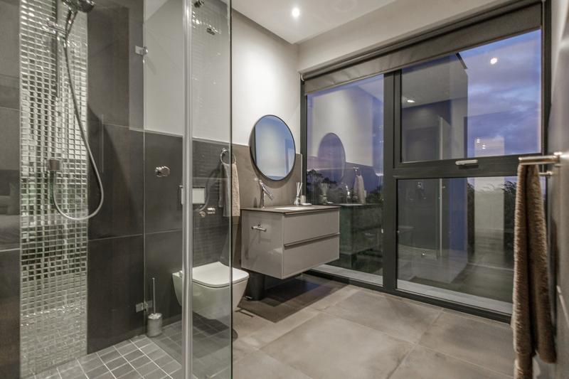 To Let 7 Bedroom Property for Rent in Tokai Western Cape